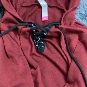 Comfy cheap maroon sweater